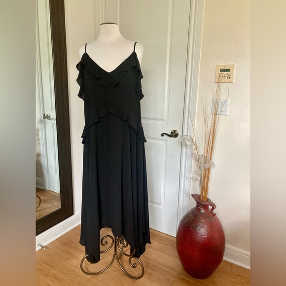 BCBG Maxazria - Sleeveless Ruffle Accent Asymmetrical Hem V-neck Black Dress - Picture 5 of 8